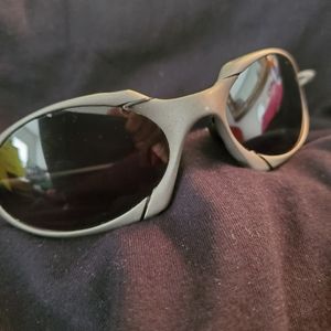 OAKLEY " ROMEO" vintage sun glasses